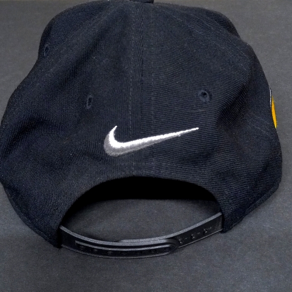 Snapback hat - Picture 4 of 5